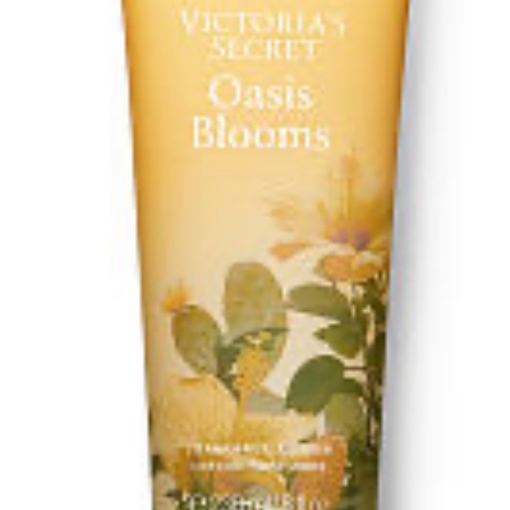 Oasis blossoms Victorias Secret body spray set